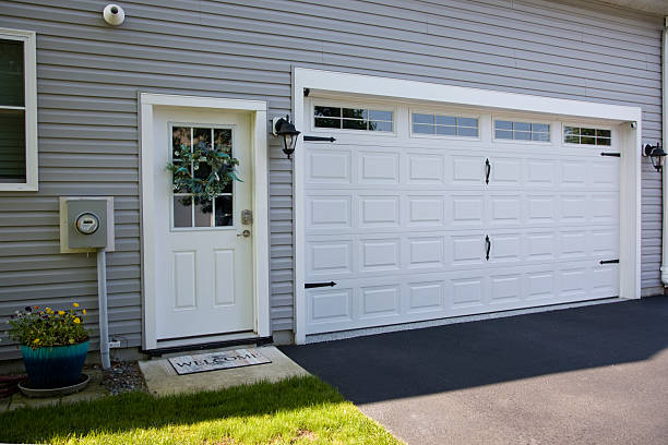 24/7 Emergency Garage Door Panel Replacement experts in Gordonsville, VA